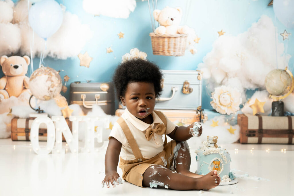 What Parents Don’t Expect During A Cake Smash Session 9 Baby Boy Cake Smash Ideas With Blue And Gold First Birthday Theme