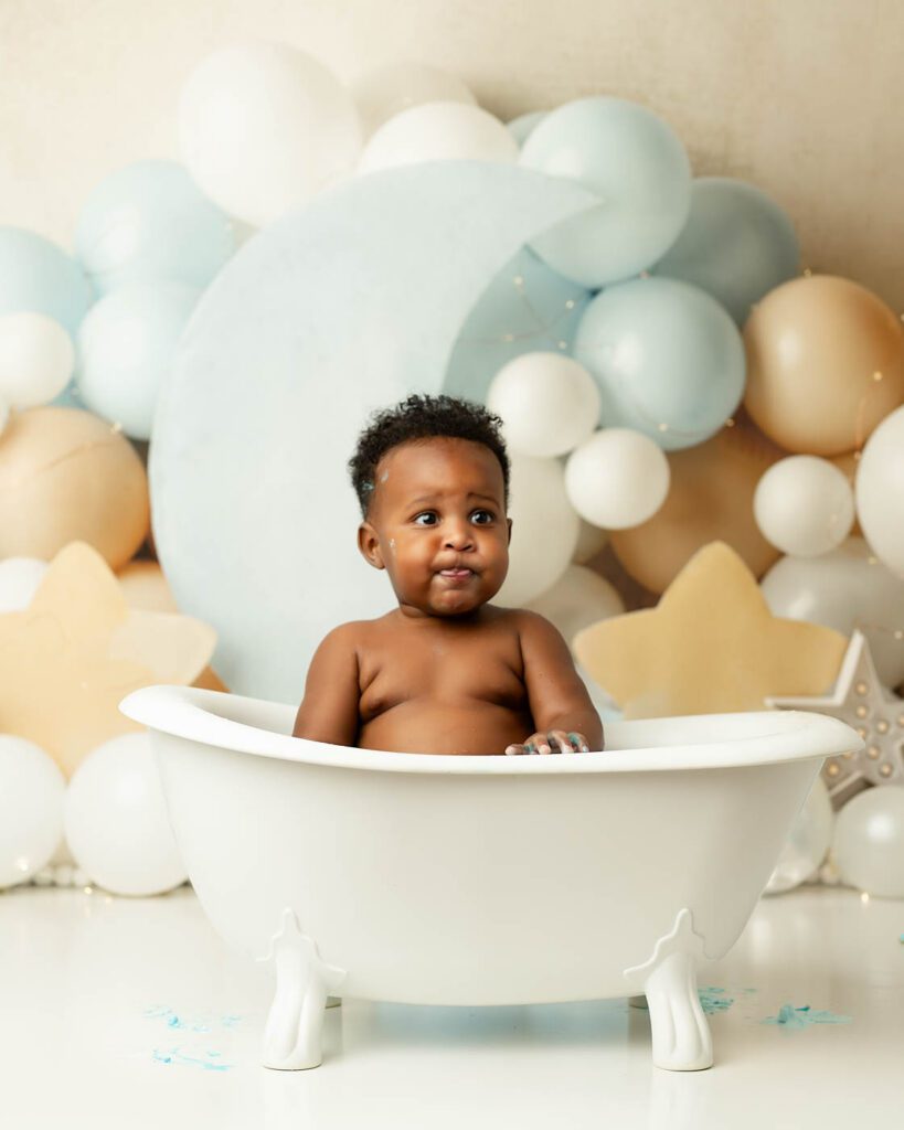 Cake Smash Splash Tub After An Indoor First Birthday Session By A Dallas Cake Smash Photographer.