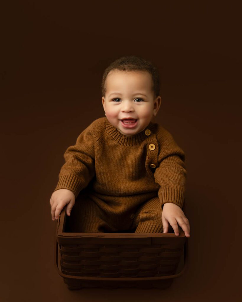Baby Sitter Session Photography Dallas Neutral Studio Baby Boy Sitting In Basket
